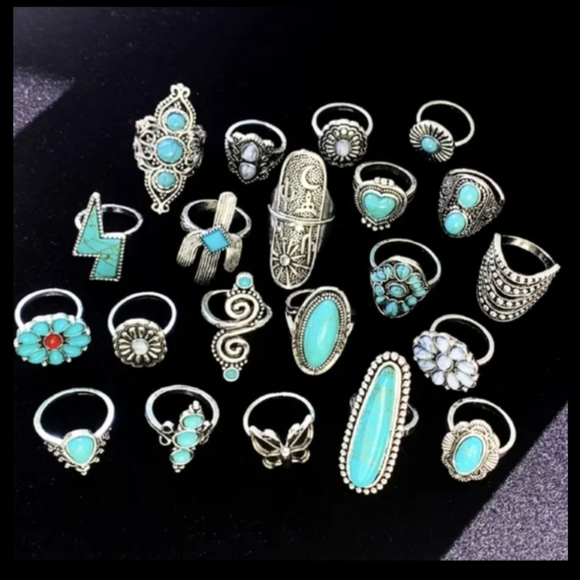 Bohemian Ring Set Rodeo Style Jewelry Blue White Silvery Statement Boho Rings - Picture 10 of 11